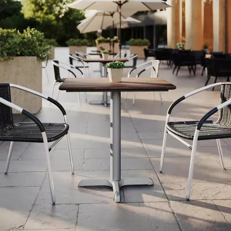 Plateau de table intérieur-extérieur avec technologie HPL TopGuard et base de table bistrot en fonte