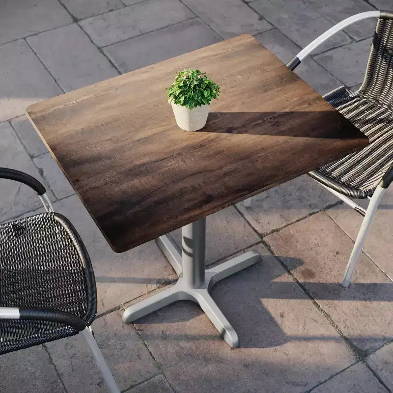 Plateau de table intérieur-extérieur avec technologie HPL TopGuard et base de table bistrot en fonte